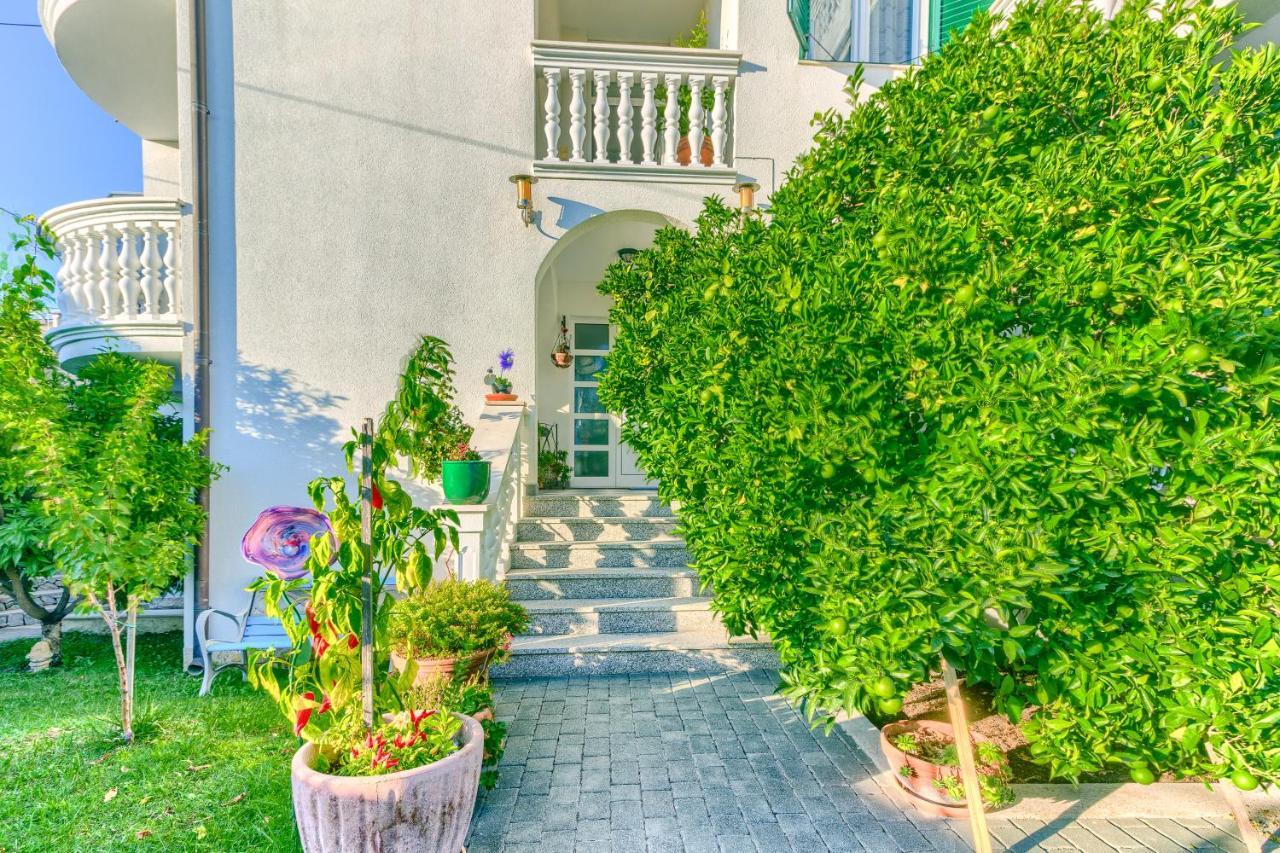 Apartmani Vukicevic โวดีเซ ภายนอก รูปภาพ