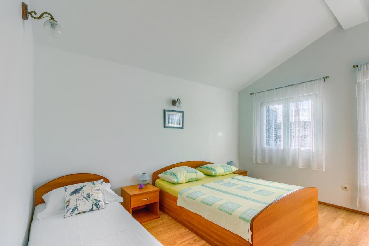Apartmani Vukicevic โวดีเซ ภายนอก รูปภาพ