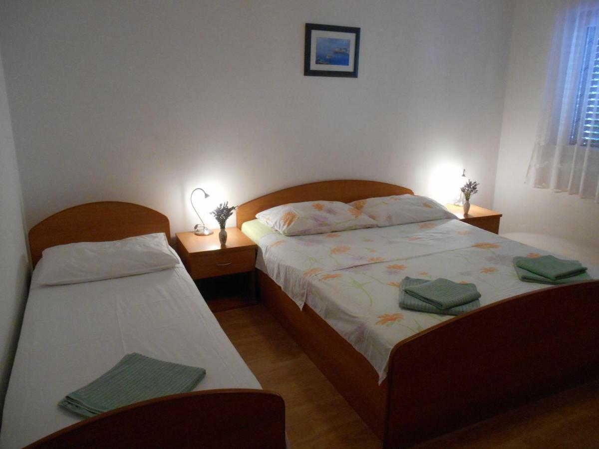 Apartmani Vukicevic โวดีเซ ภายนอก รูปภาพ