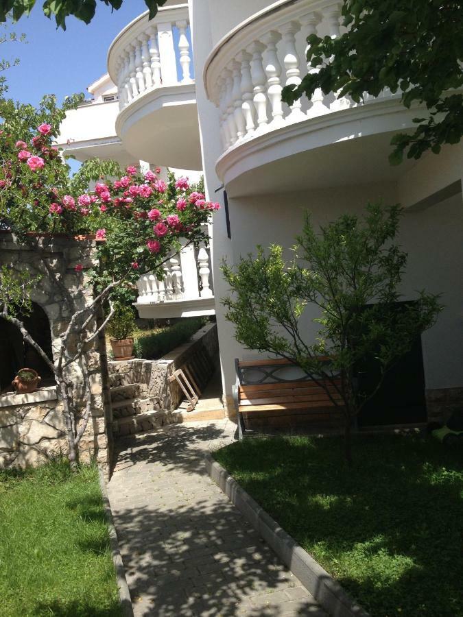Apartmani Vukicevic โวดีเซ ภายนอก รูปภาพ